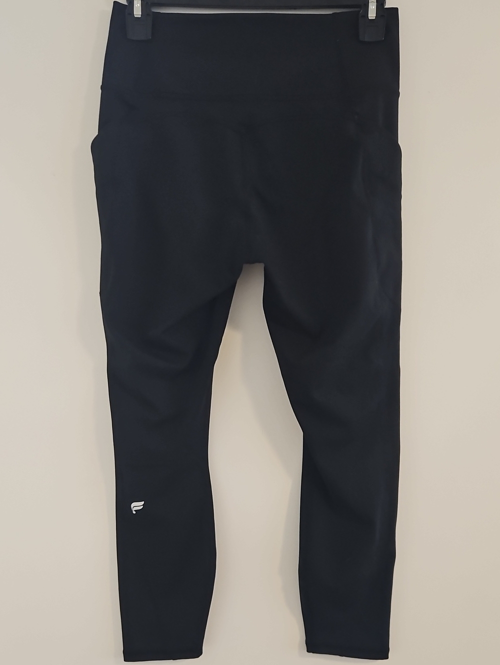 Fabletics Pure Lux Black Cropped Leggings